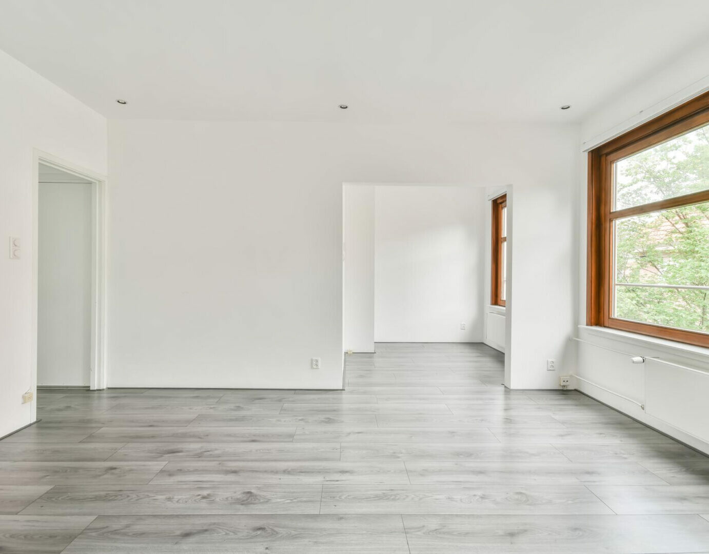 PISO LIMPO, CASA ACOLHEDORA! PROFISSIONAL DÁ DICAS DE MELHORES FORMAS PARA HIGIENIZAR O CHÃO